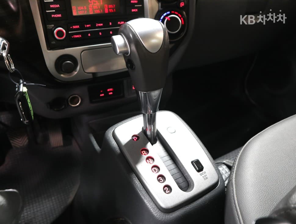 Kia Bongo 3 (light truck)1 Ton Extra Long Double Cab CRDi Luxury - 12