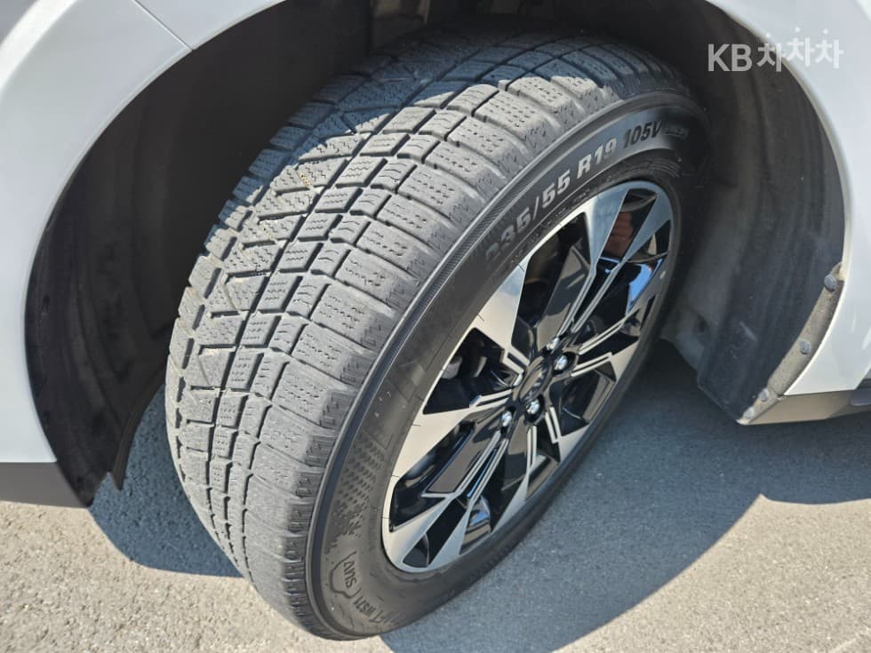 Kia Carnival 4th generationD2.2 9-seater Noblesse - 27