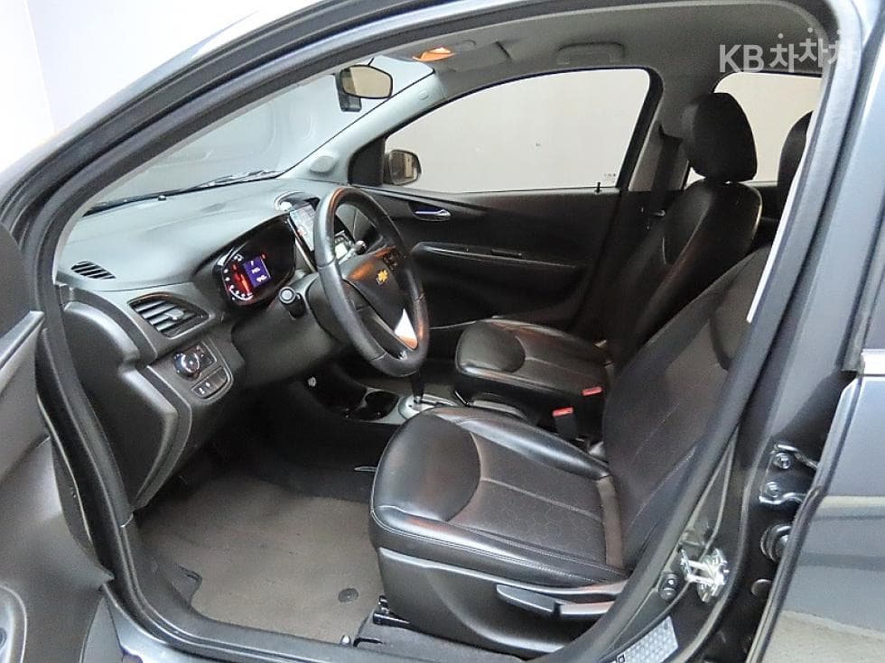 GM Korea The Next SparkLT Plus - 10