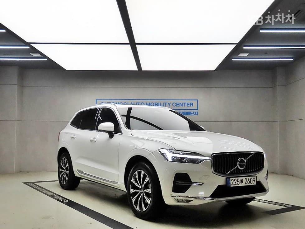 Volvo XC60 Второ поколение B5 Ultra Bright - Image 1