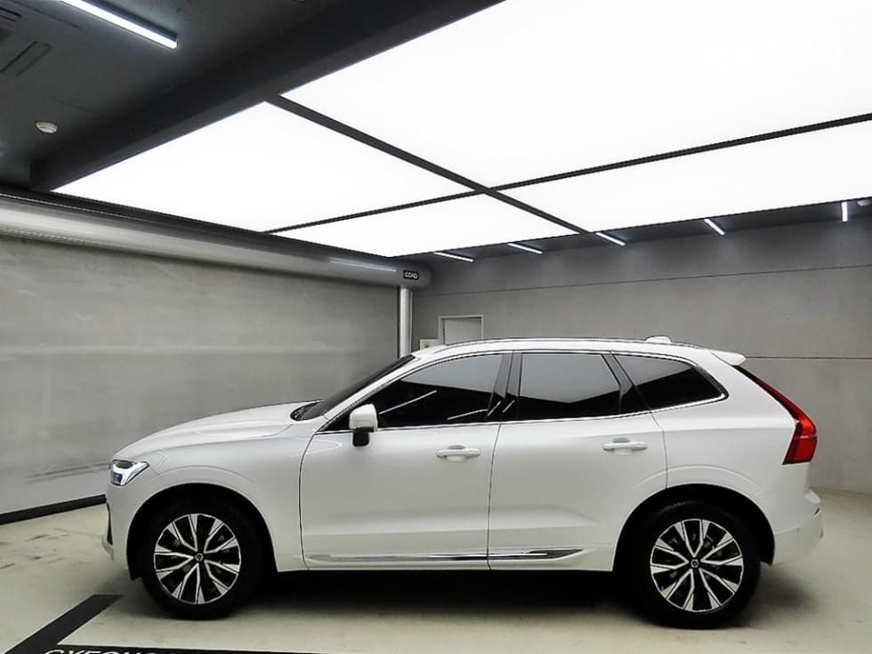 Volvo XC60 Второ поколениеB5 Ultra Bright - 4