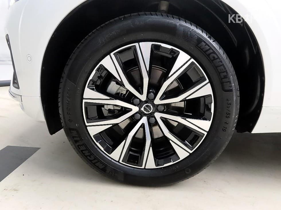 Volvo XC60 Второ поколениеB5 Ultra Bright - 20