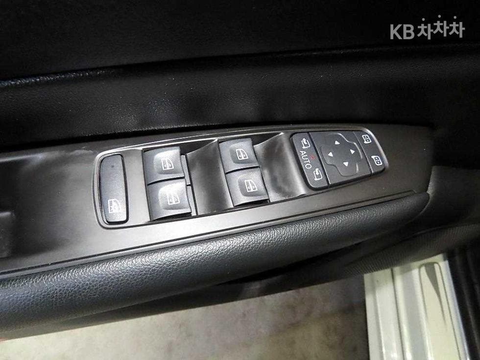 Рено Корея SM62.0 GDe SE - 13