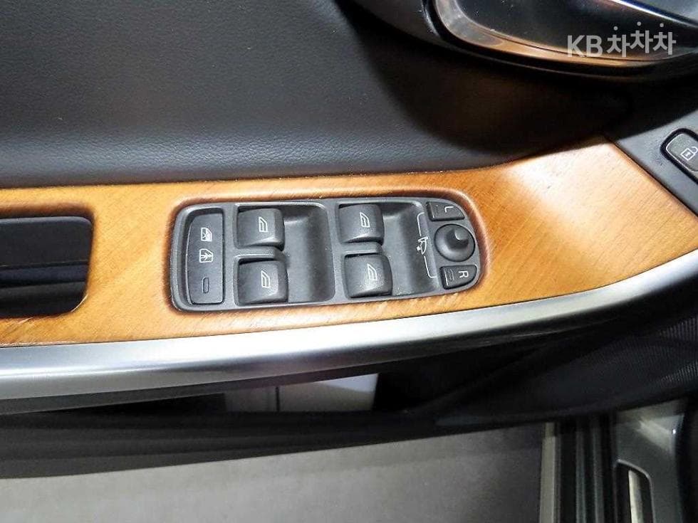 Volvo V60 CCD4 - 13