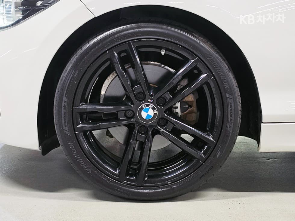 BMW New1시리즈118d M 스포츠 에디션 F20 쉐도우에디션 - 5