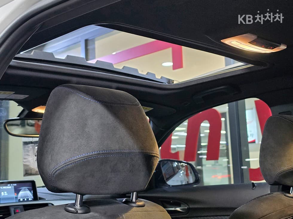 BMW New1시리즈118d M 스포츠 에디션 F20 쉐도우에디션 - 18
