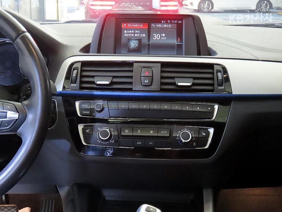 BMW New1시리즈118d 스포츠 Standard - 11