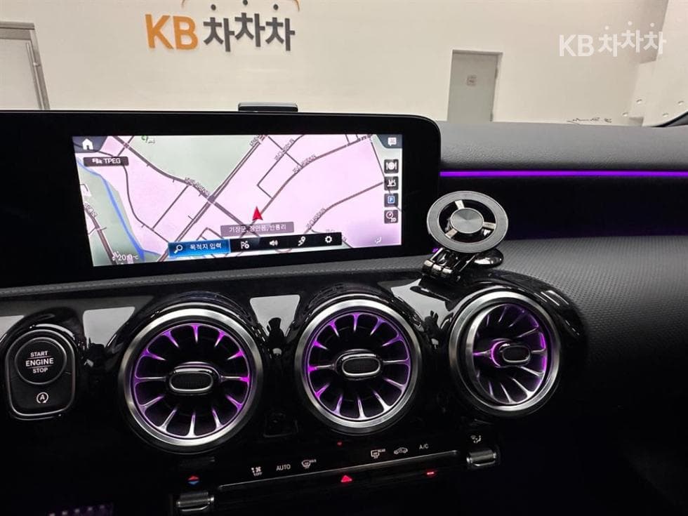 Mercedes-Benz A클래스(W177)AMG A35 4Matic - 14