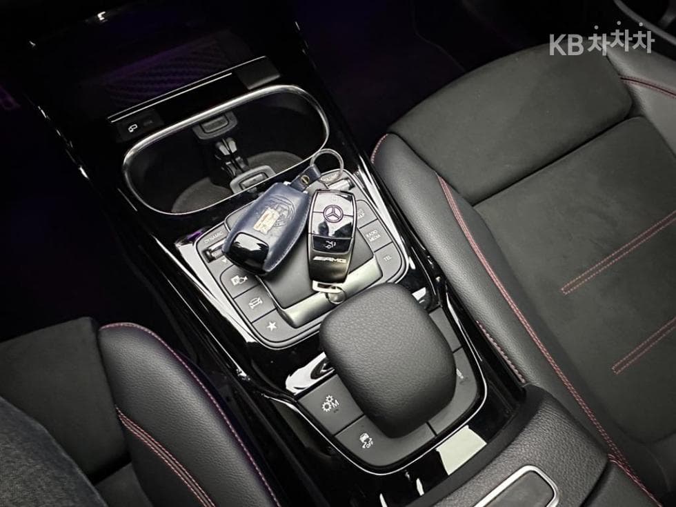 Mercedes-Benz A클래스(W177)AMG A35 4Matic - 15