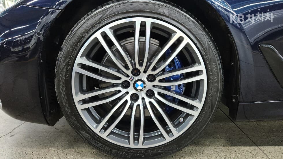 BMW 올New5 Series (G30)530i M Sport Plus - 20