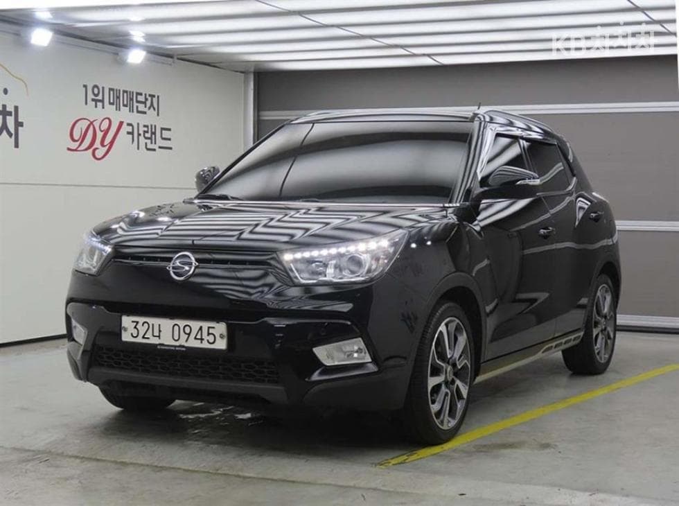 КейДжи Мобилити Тиволи Бензин LX Висок клас - Image 1