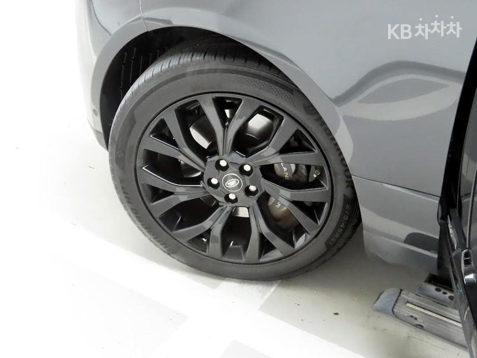 Land Rover New Range Rover4.4 SDV8 Autobiography L405 - 19