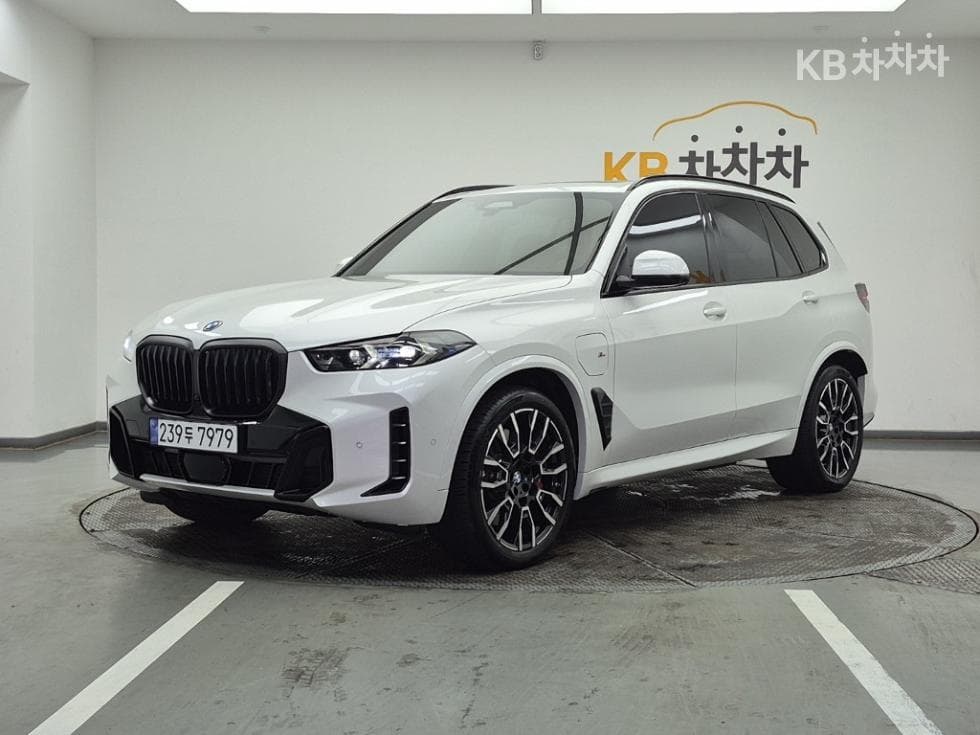 BMW X5 (G05) xDrive 50e M Sport Pro - Image 1