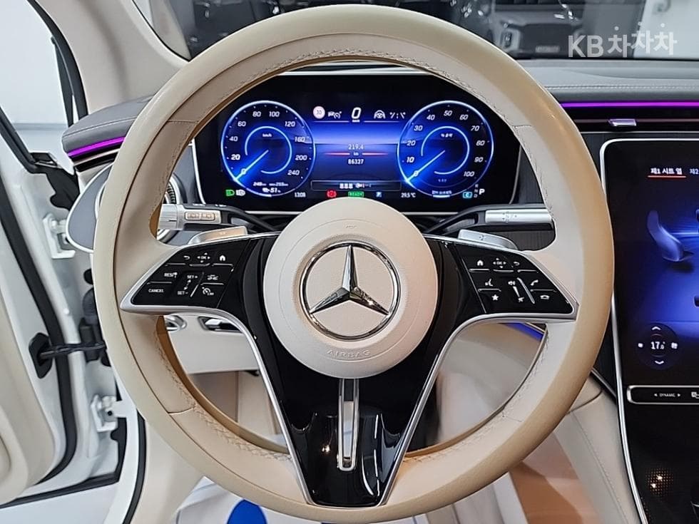 Mercedes-Benz EQS SUV(X296)EQS SUV 450 4Matic Standard - 9