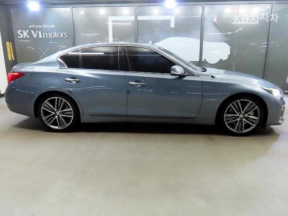 Местен피니티 Q503.5 S Hybrid Essence - 3