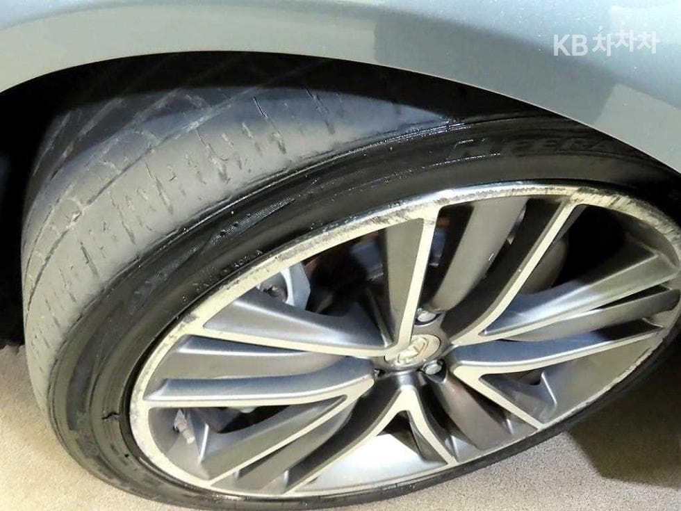 Местен피니티 Q503.5 S Hybrid Essence - 19