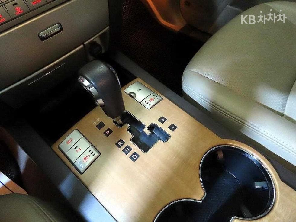 Киа Mohave4x4 KV300 Висок клас - 11
