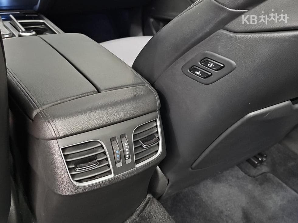 Хюндай ДженезисDHG380 Престиж Стандартен - 14
