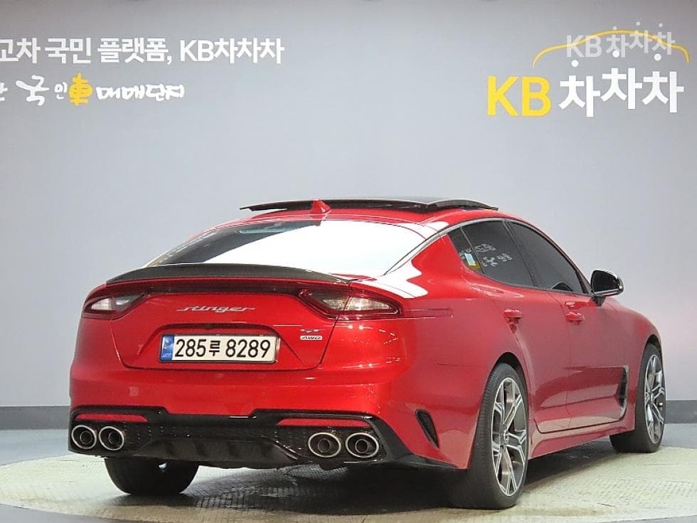 Kia Stinger3.3 Turbo 4WD GT - 2