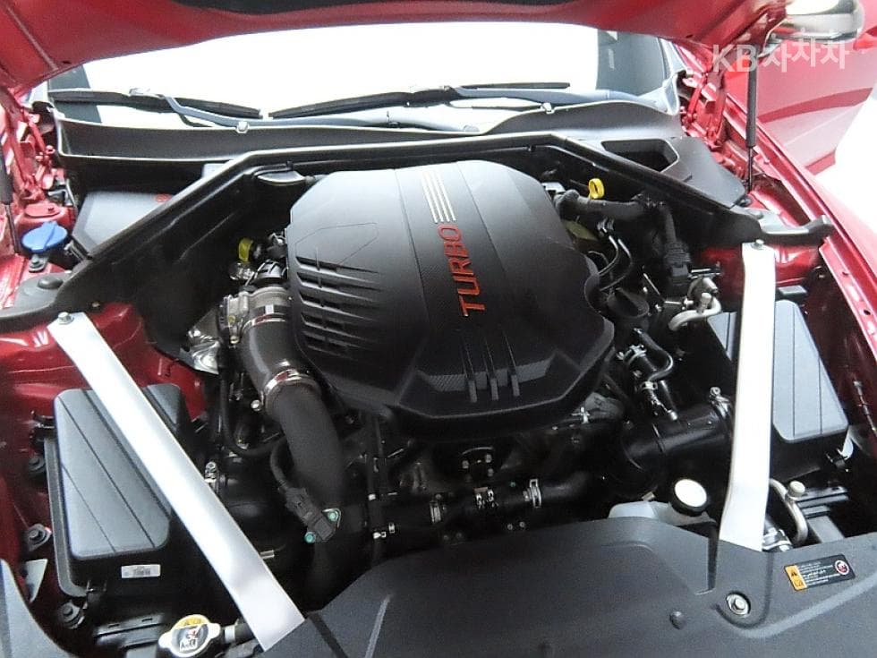Kia Stinger3.3 Turbo 4WD GT - 7