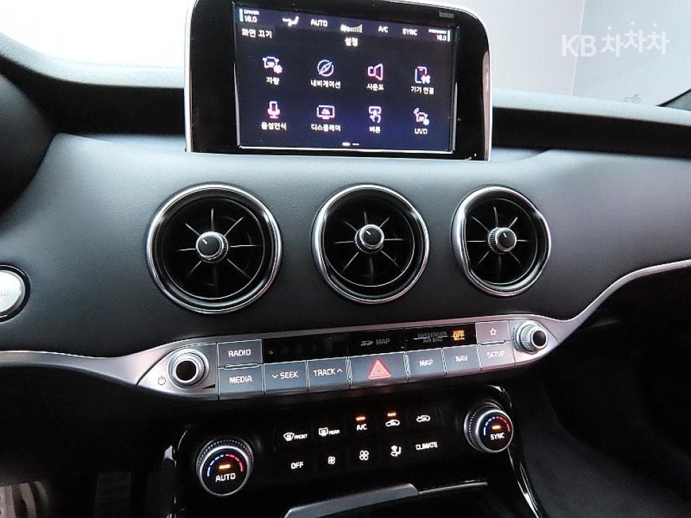 Kia Stinger3.3 Turbo 4WD GT - 16