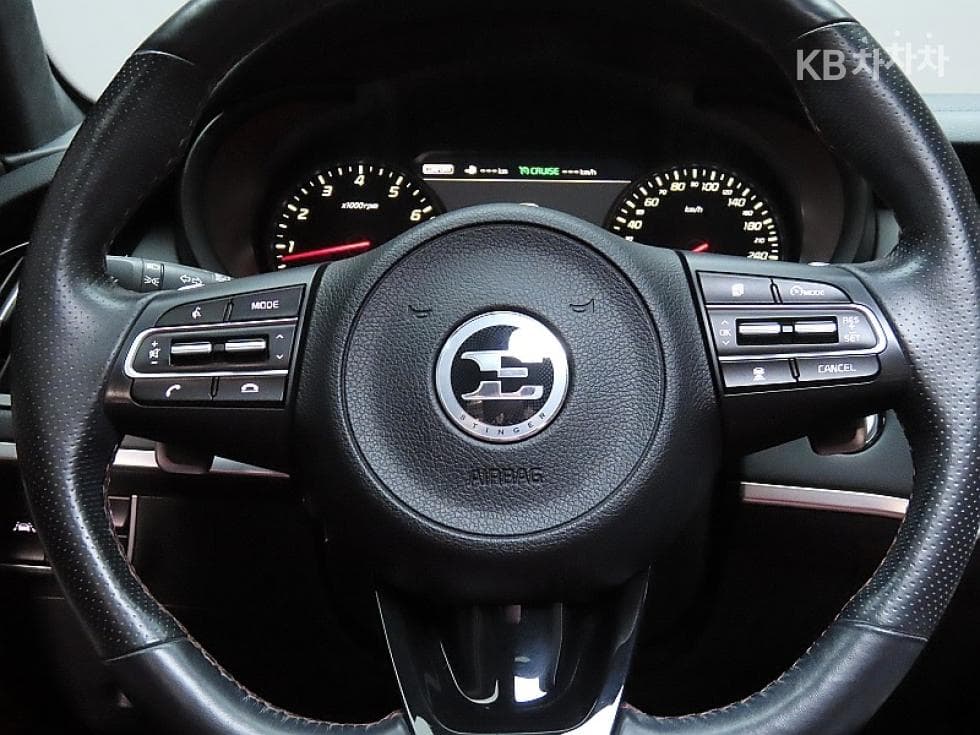 Kia Stinger3.3 Turbo 4WD GT - 17