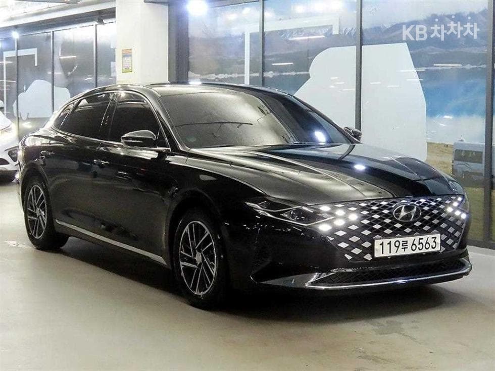 Хюндай The New (фейслифт) Grandeur (Azera) 2.5 Premium 초이스 - Image 1