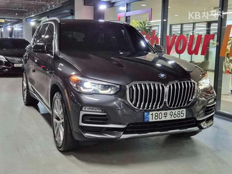 BMW X5 (G05) xDrive 40i xLine - Image 1