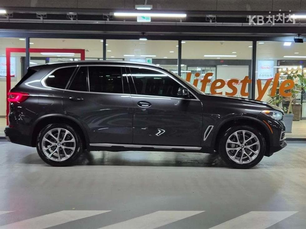 BMW X5 (G05)xDrive 40i xLine - 3
