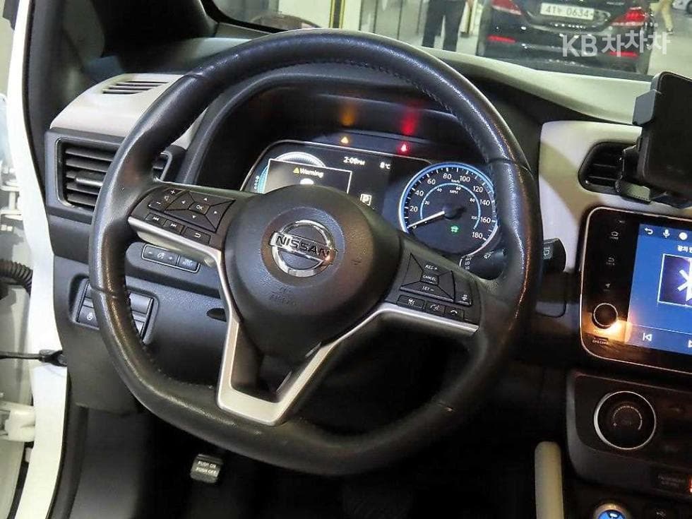 Nissan New 리프SL - 8
