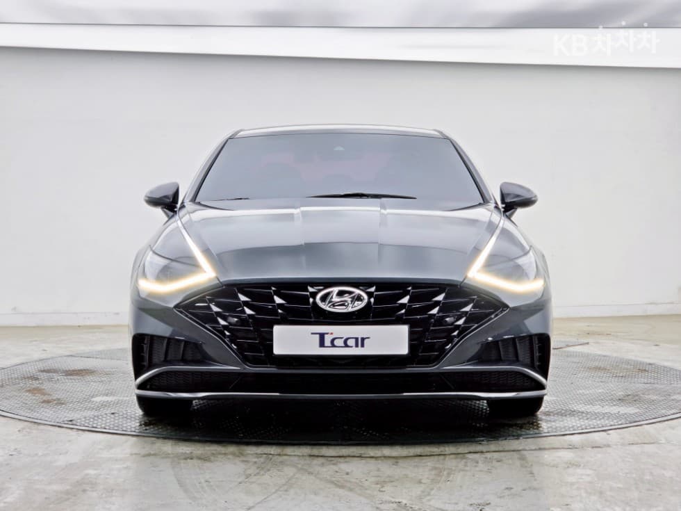 Hyundai Sonata (DN8)2.0 Premium Plus - 3