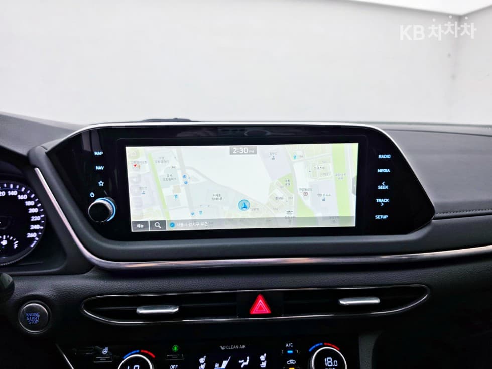 Hyundai Sonata (DN8)2.0 Premium Plus - 11