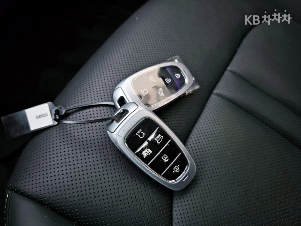 Hyundai Sonata (DN8)2.0 Premium Plus - 18