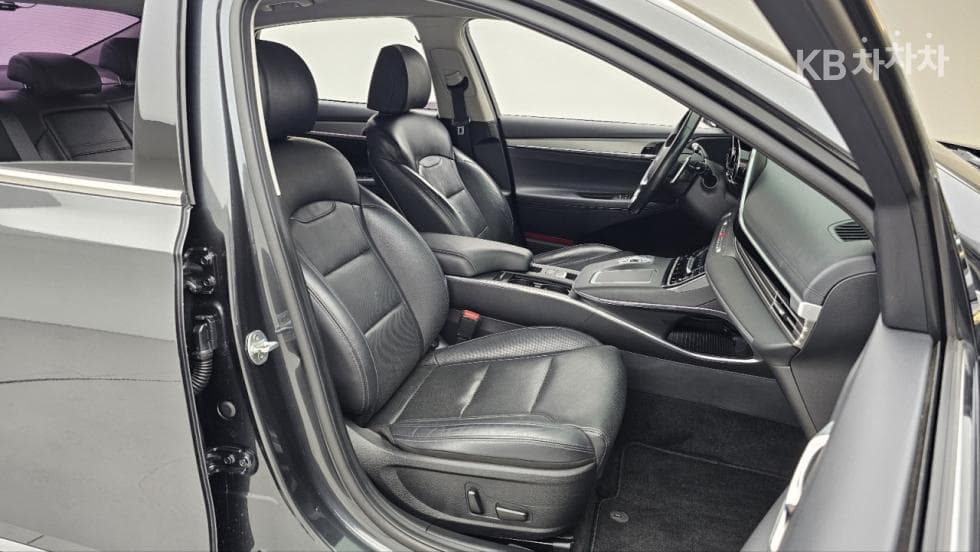 Hyundai The New (facelift) Grandeur (Azera)2.5 Premium 초이스 - 15