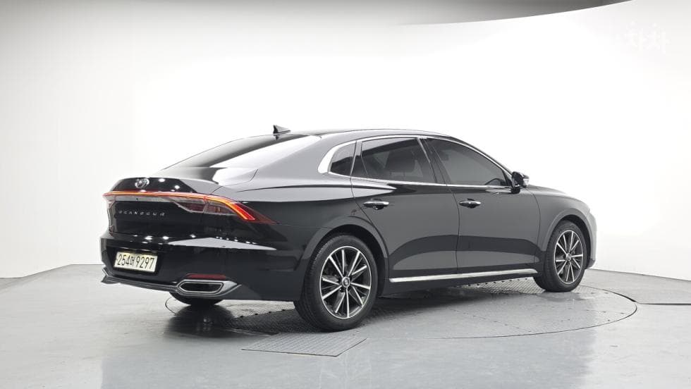 Hyundai The New (facelift) Grandeur (Azera)3.3 Exclusive - 2