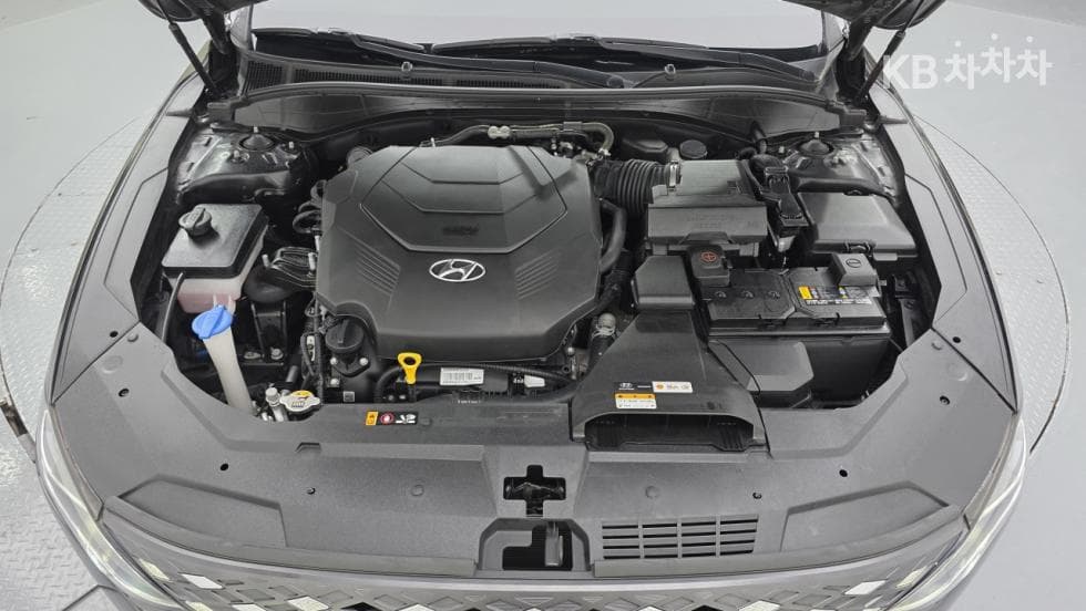 Hyundai The New (facelift) Grandeur (Azera)3.3 Exclusive - 5