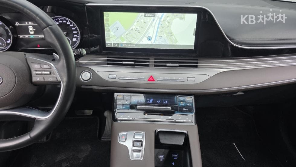 Hyundai The New (facelift) Grandeur (Azera)3.3 Exclusive - 11