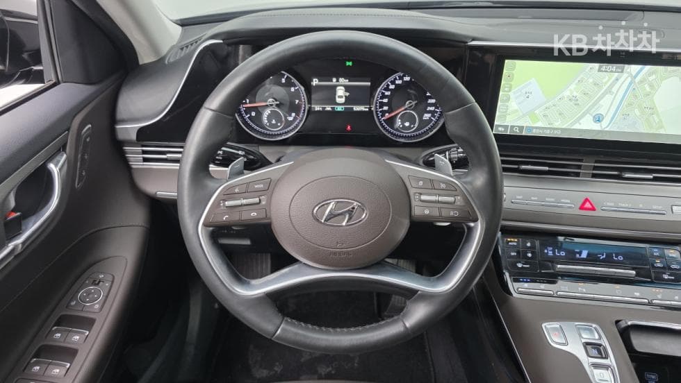 Hyundai The New (facelift) Grandeur (Azera)3.3 Exclusive - 12
