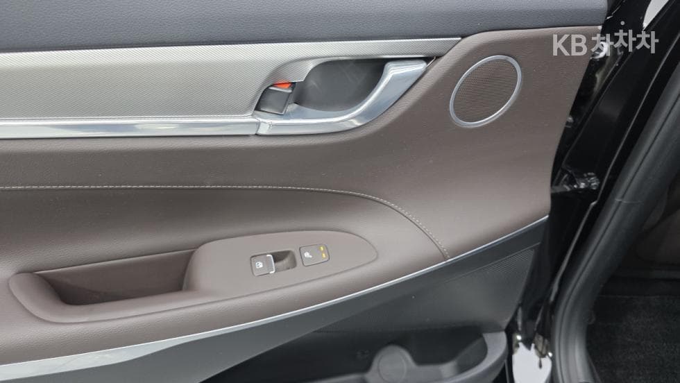 Hyundai The New (facelift) Grandeur (Azera)3.3 Exclusive - 15
