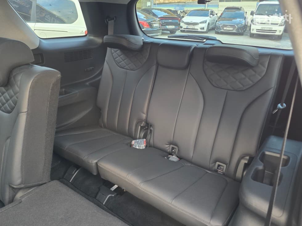 Hyundai Palisade2.2 Diesel 8-seater Prestige - 12
