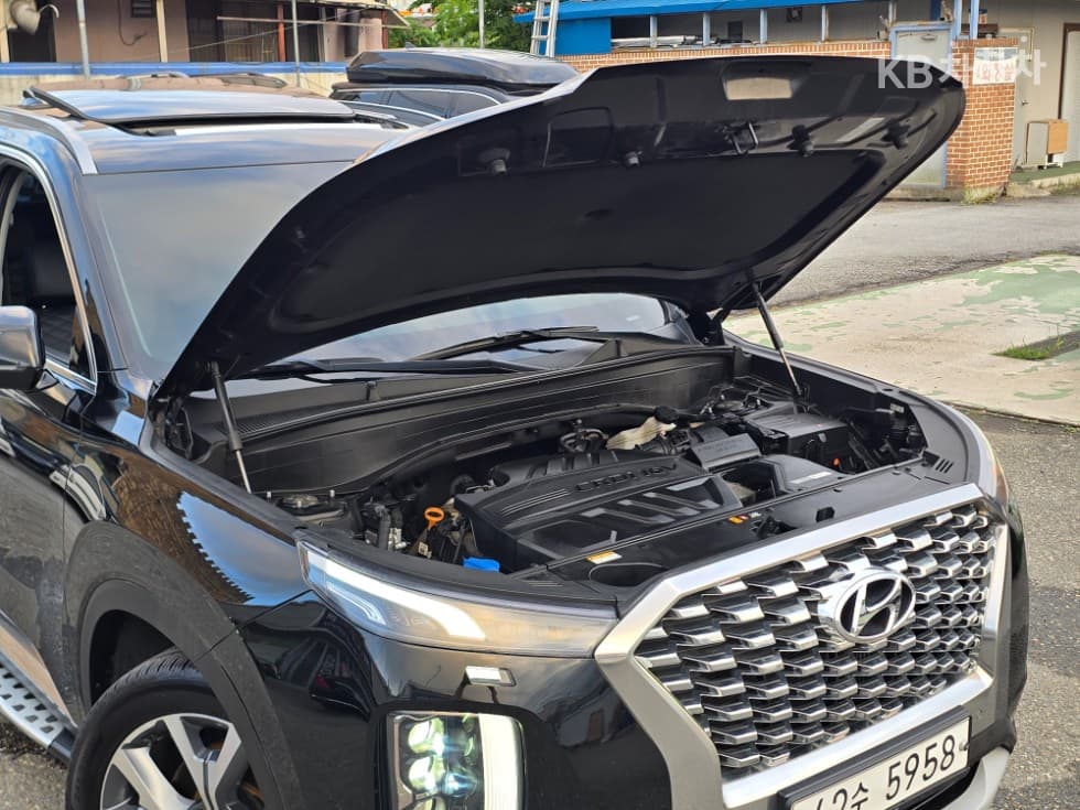 Hyundai Palisade2.2 Diesel 8-seater Prestige - 20