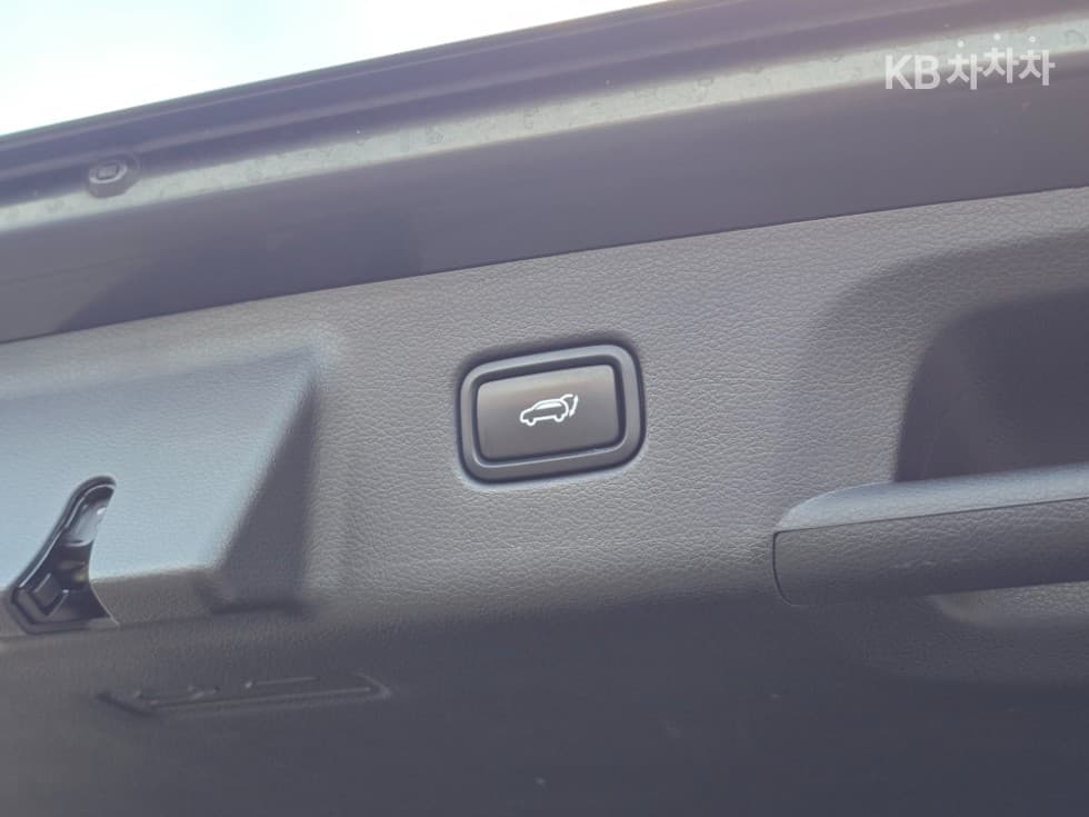 Hyundai Palisade2.2 Diesel 8-seater Prestige - 24