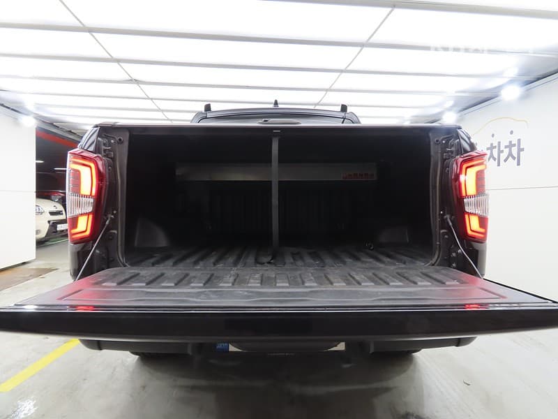 KG Mobility The New (facelift) Rexton 스포츠2.2 4WD Noblesse - 18