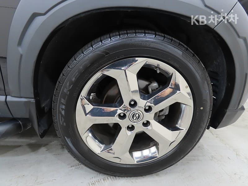 KG Mobility The New (facelift) Rexton 스포츠2.2 4WD Noblesse - 20