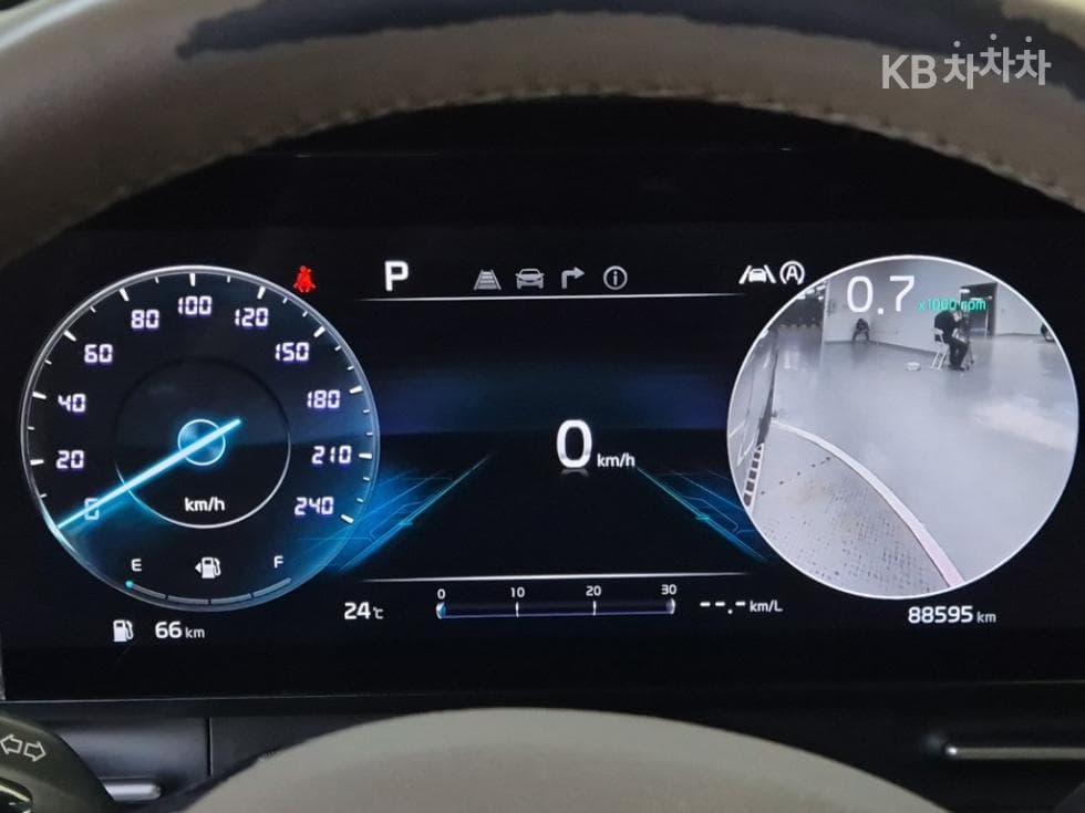 Kia Carnival 4th generationD2.2 9-seater Signature - 6