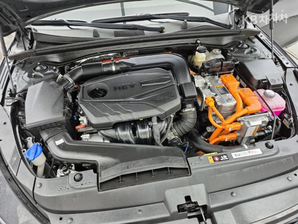 Kia K5 Hybrid 3rd Gen2.0 HEV Prestige - 6