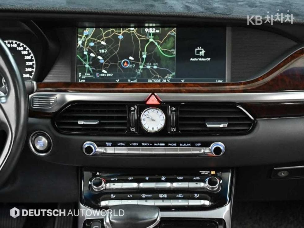 Genesis EQ9003.3 T-GDI AWD Premium Luxury - 14