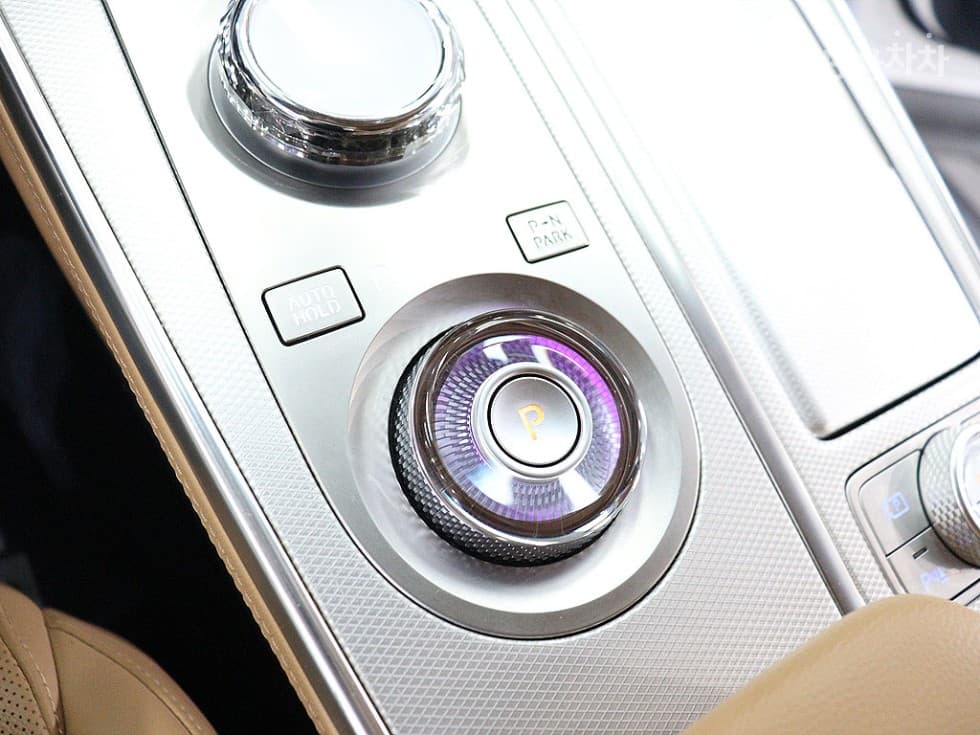 Genesis GV803.5 Turbo Gasoline AWD - 8