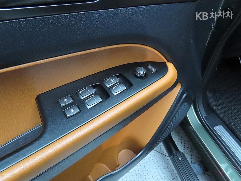 КейДжи Мобилити Нов Rexton 스포츠2.2 AWD Noblesse - 13