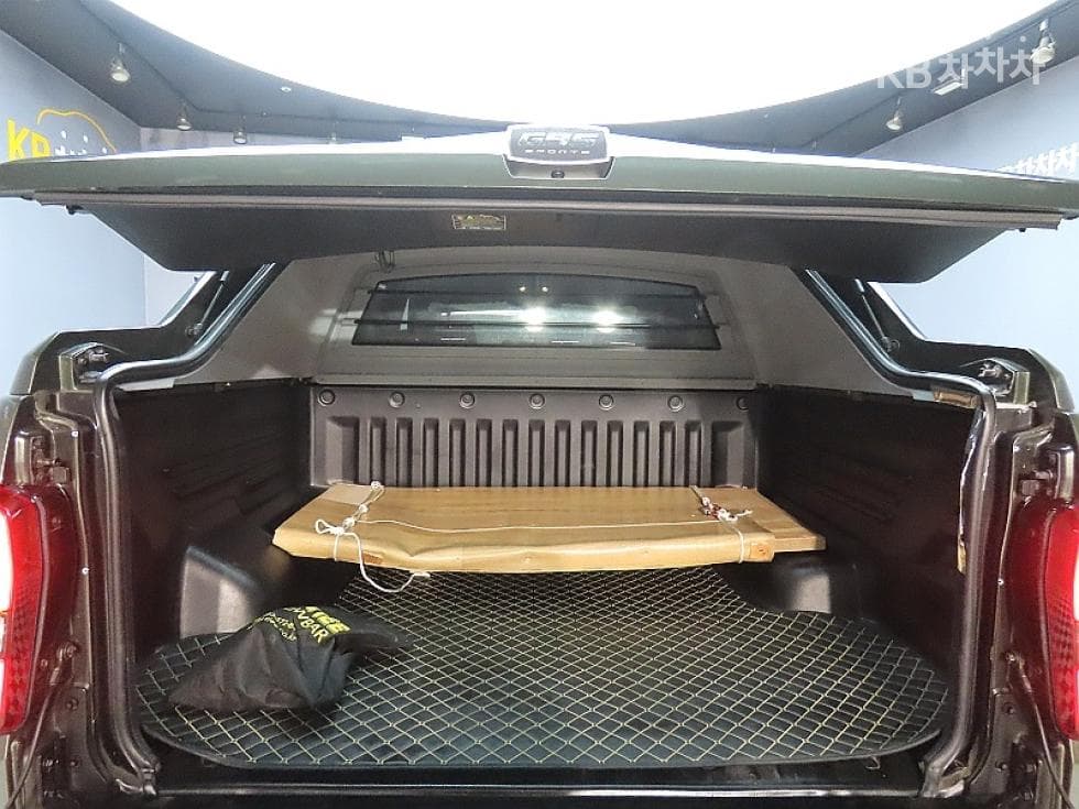 КейДжи Мобилити Нов Rexton 스포츠2.2 AWD Noblesse - 19